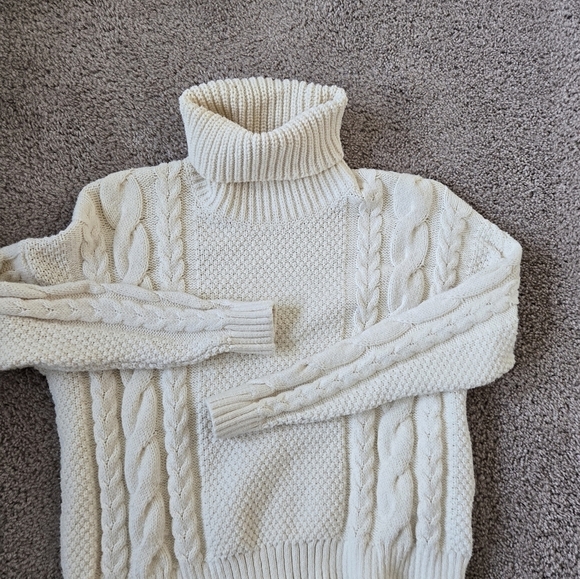 Madewell Cable Knitted Turtleneck Sweater in Antique Cream Color size Medium - Picture 9 of 15